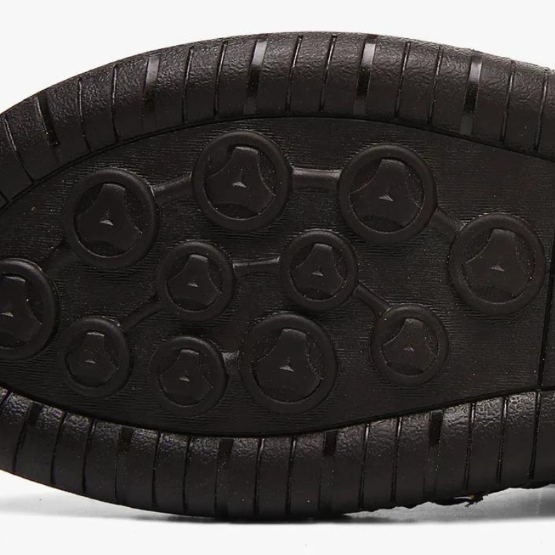Sandalias de cuero para hombre con puntera cerrada y suela antideslizante – Calzado cómodo de verano para caminar, tiempo libre, vacaciones y uso diario