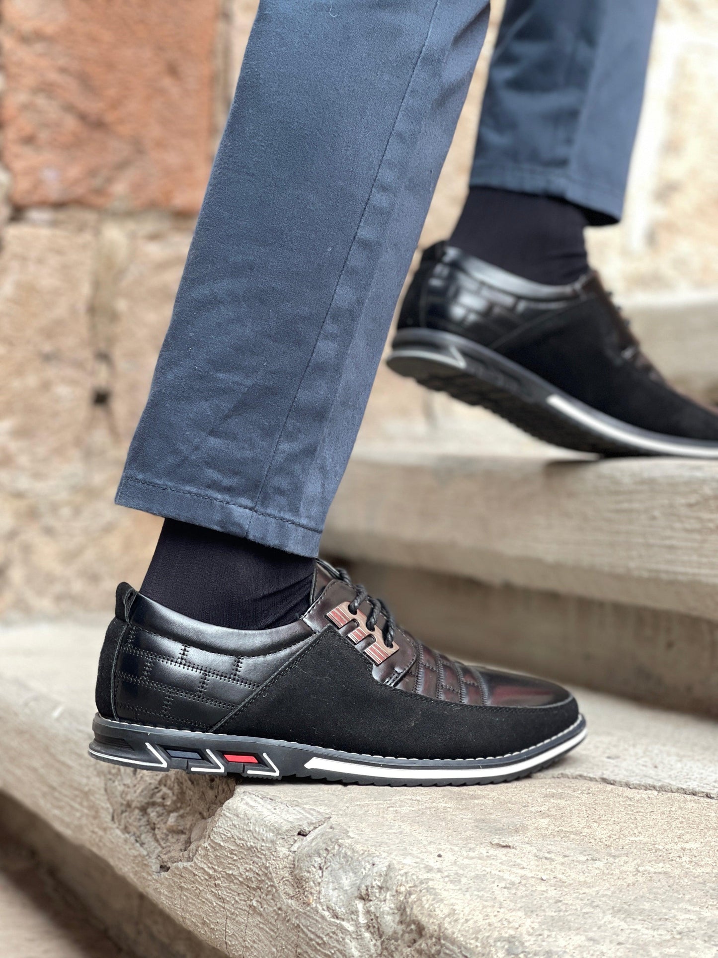 Pantofi bărbătești din piele cu detalii cu panouri și închidere cu șireturi – pantofi eleganți pentru birou, purtare zilnică, ținute business și stil smart casual