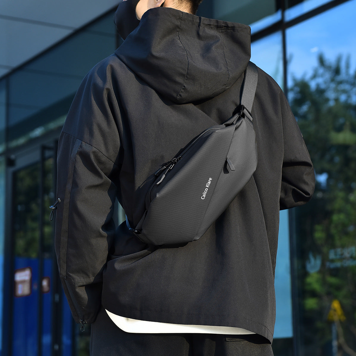 Men’s waterproof sling bag with a lightweight design – Practical crossbody bag for travel, city wear, leisure, and everyday use