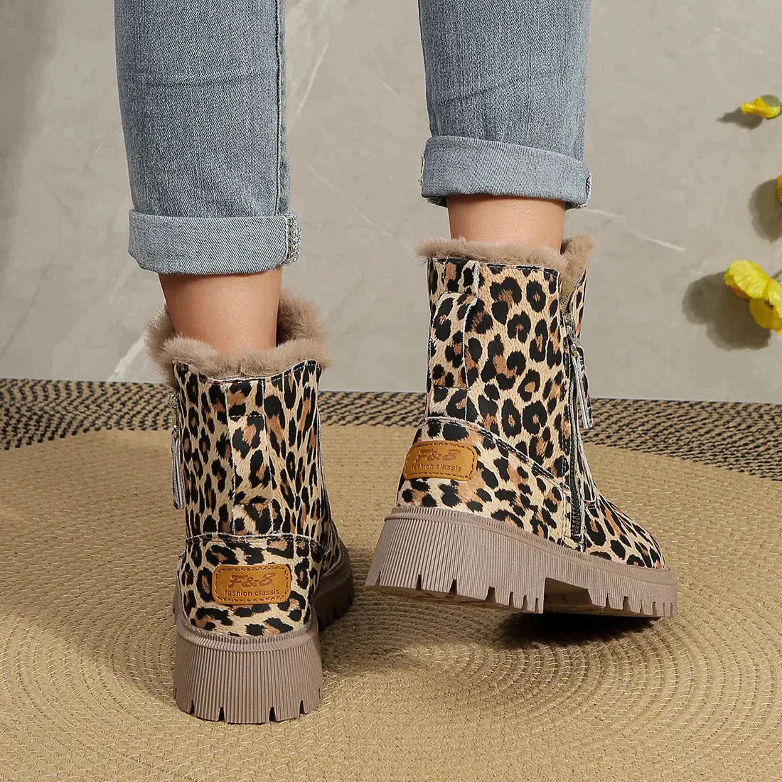 Dámské zimní kotníkové boty s leopardím vzorem a měkkým límcem – boty na zip s robustní podrážkou do chladných dnů