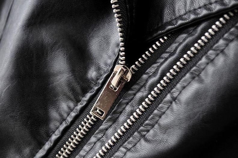 Dámská přiléhavá kožená bunda s oboustranným zipem - elegantní bunda na každodenní nošení, volný čas a elegantně ležérní styl