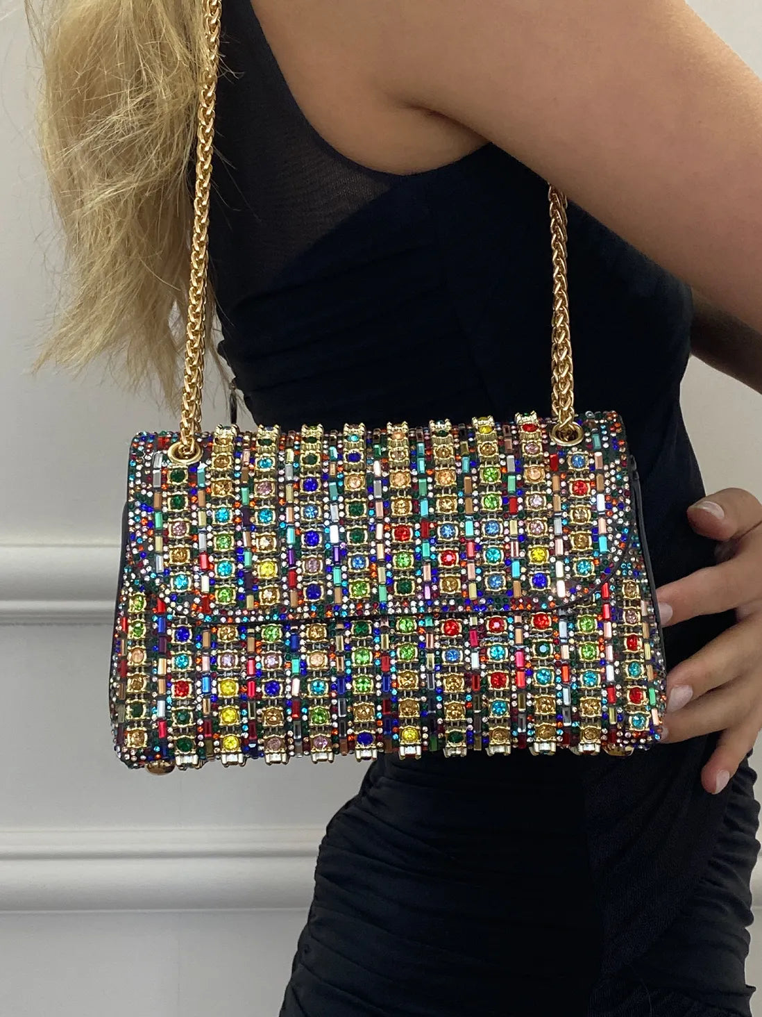 Women's mini shoulder bag with rhinestones and chain strap - elegant, glittering evening bag for parties and special occasions