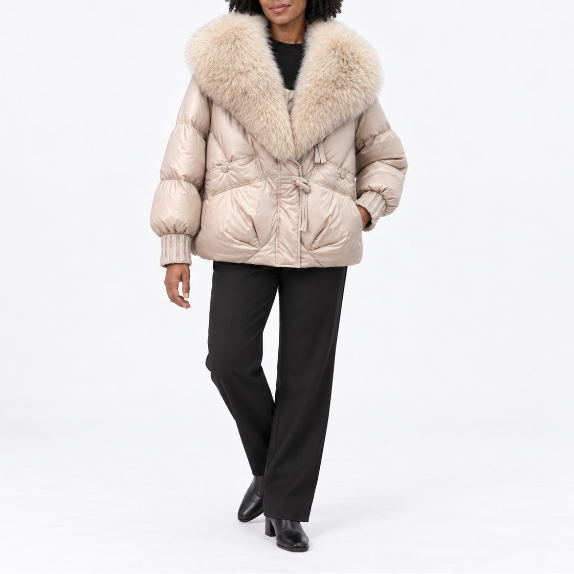 Women's short quilted winter jacket with faux fur collar and balloon sleeves - Elegant jacket for cold fall and winter days, and smart casual layered styling