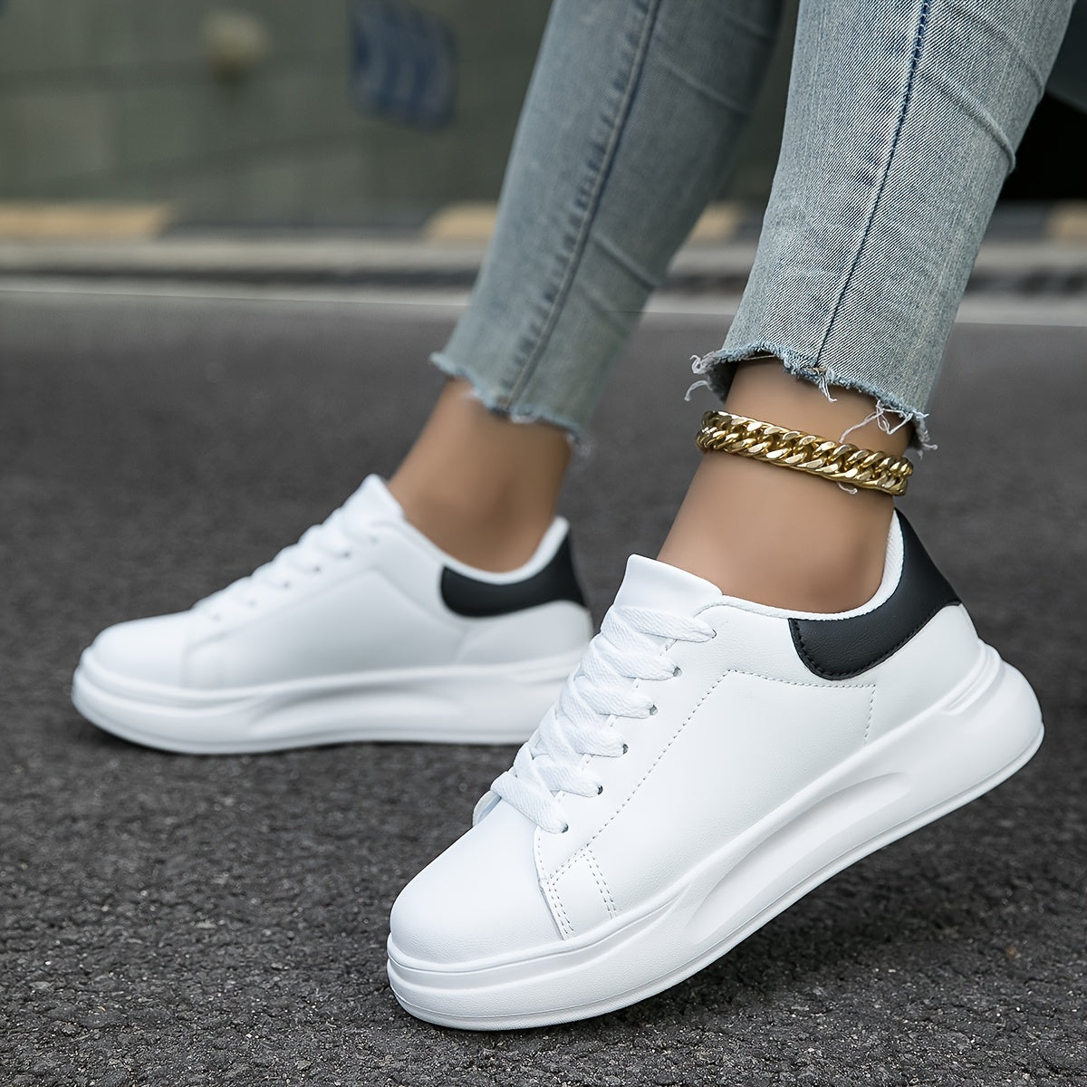 Dame Platform-sneakers I Kunstlæder Med Snørebånd – Lave Fritidssko Med Polstret Sål Til Hverdagsbrug Og Moderne Streetwear