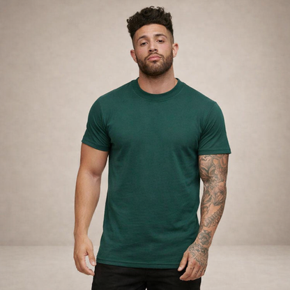 Tricou bărbătesc din bumbac, cu croială slim fit și guler rotund – piesă de bază clasică pentru purtare zilnică, timp liber și stil smart casual