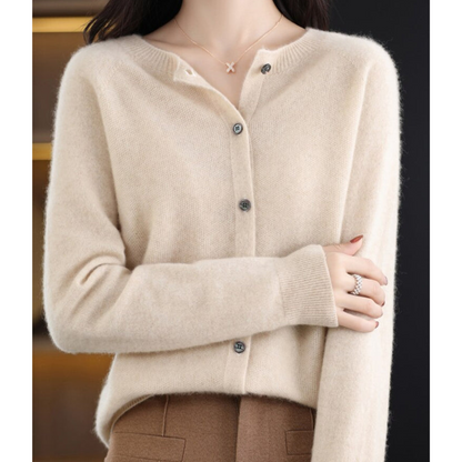 Cardigan de damă din lână merinos și cașmir – tricot elegant cu guler rotund pentru iarnă, birou, purtare zilnică și ocazii festive