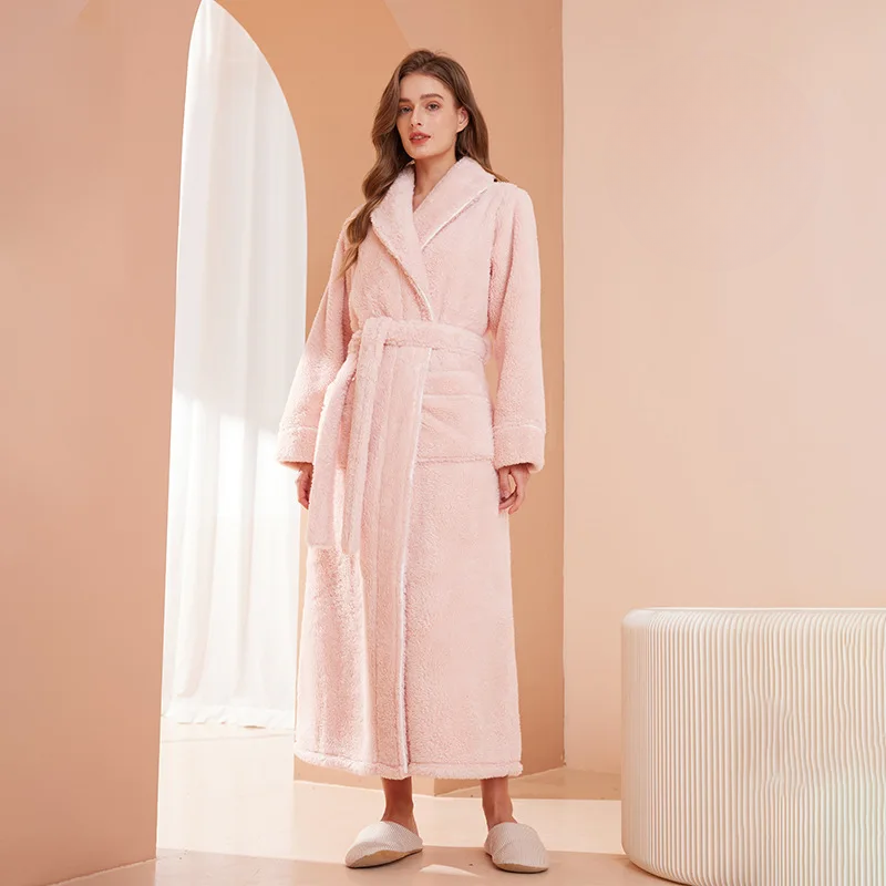 Women's Flannel Robe with Belt – Warm Robe for Home, Relaxation, and Cold Winter Days