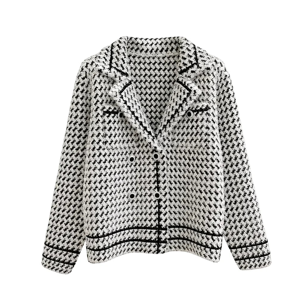 Women's Fitted Houndstooth Jacket – Tailored Jacket With Button Closure, Classic Lapels, And Patch Pockets For the Office And Elegant Everyday Style