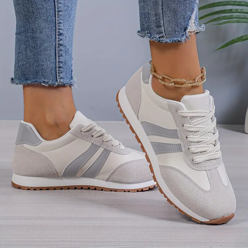 Dame Retro Low-Top Sneakers – Afslappede Snøresko Til Hverdagsbrug