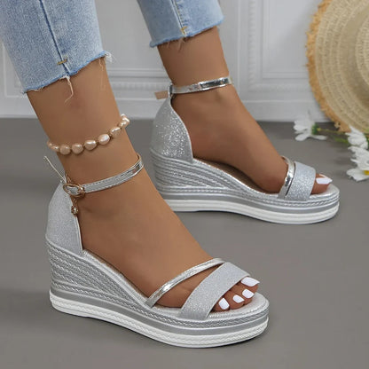 Dame Glitrende Sandaler Med Platform Og Kilehæl – Sko Med Ankelrem Til Sommerarrangementer