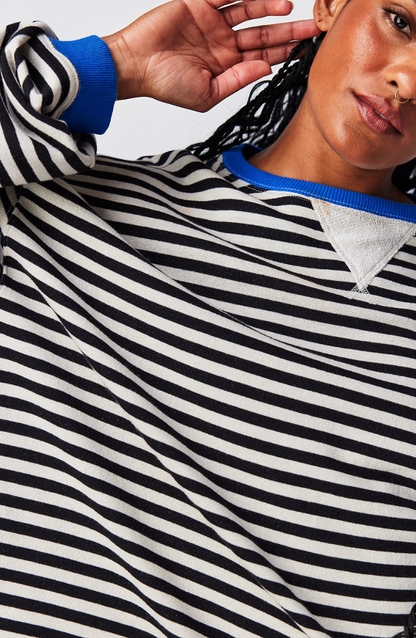 Women's Oversized Striped Sweatshirt with Dropped Shoulders - Relaxed Pullover for Everyday Wear, Leisure, and Layering
