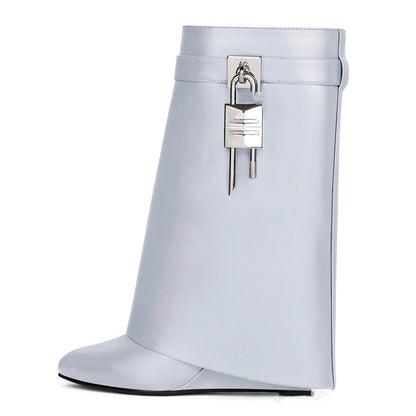 Women's round-toe ankle boots with angled heels and zippers - elegant short boots with a leather look for everyday wear and stylish outfits