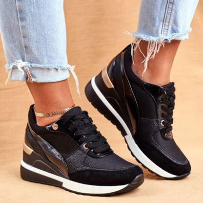 Dame Sneakers Med Skjult Kilehæl Og Mesh – Snøresko Med Metalliske Detaljer Til Smart Casual-stil Og Hverdagsbrug I Byen