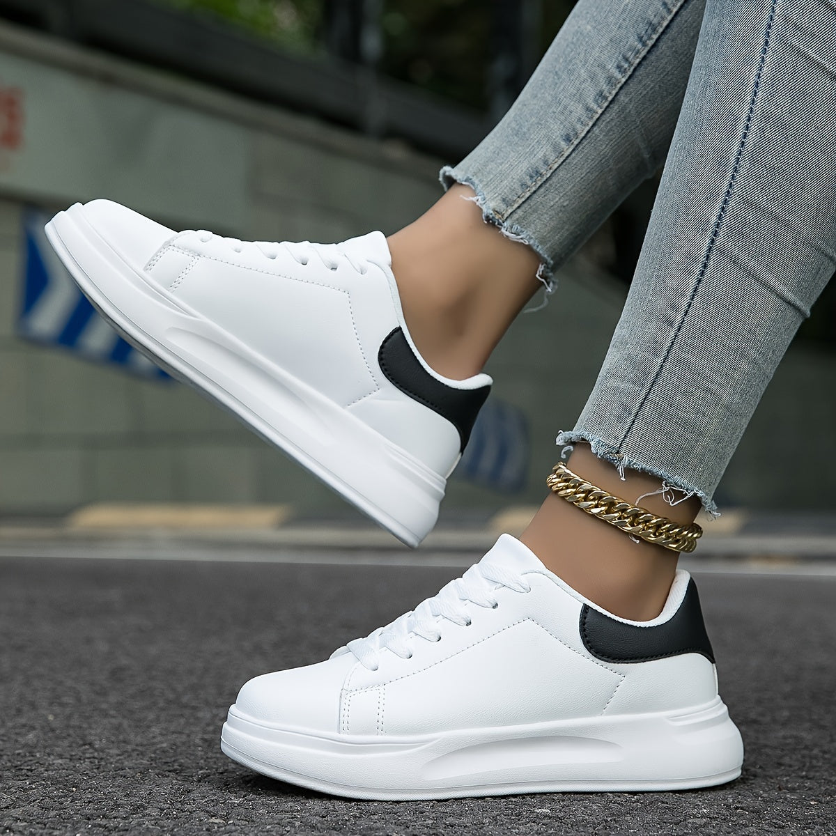 Dame Platform-sneakers I Kunstlæder Med Snørebånd – Lave Fritidssko Med Polstret Sål Til Hverdagsbrug Og Moderne Streetwear