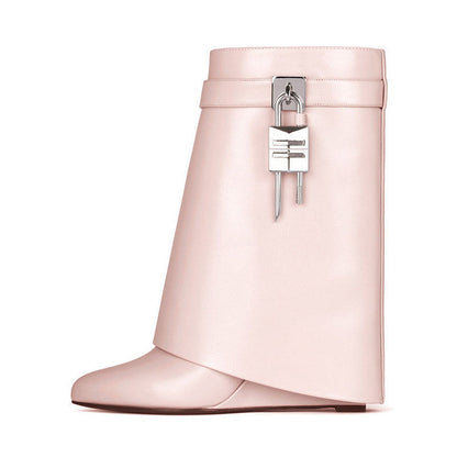 Women's round-toe ankle boots with angled heels and zippers - elegant short boots with a leather look for everyday wear and stylish outfits