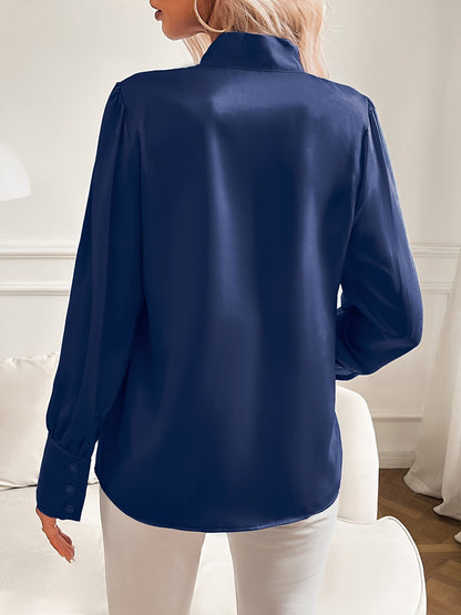 Damebluse I Satin Med Sløjfehals Og Statement-Ærmer