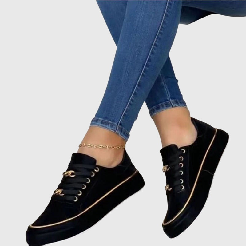 Dame Fløjlssneakers Med Platform – Dekorative Snørede Sneakers Til Forårets Byoutfits