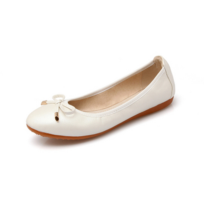 Women's Patent-Look Ballet Flats with Bows and Round Toes - Elegant Slip-On Shoes for the Office, Everyday Wear, and Smart Casual Style