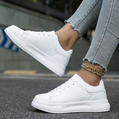 Dame Platform-sneakers I Kunstlæder Med Snørebånd – Lave Fritidssko Med Polstret Sål Til Hverdagsbrug Og Moderne Streetwear