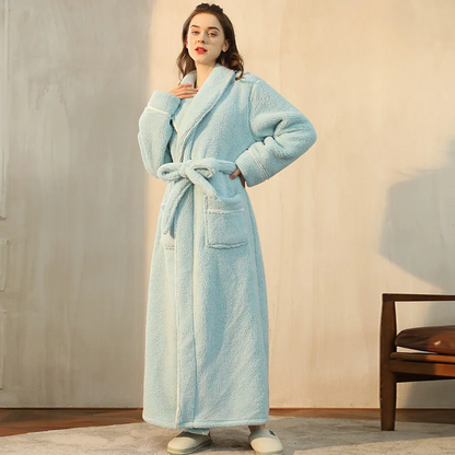 Women's Flannel Robe with Belt – Warm Robe for Home, Relaxation, and Cold Winter Days