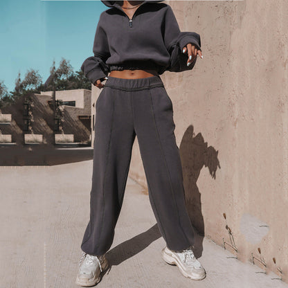 Women's 2-piece Set with Cropped Half-zip Sweatshirt and Wide-leg Joggers - Casual Tracksuit for Everyday Wear, Leisure and Casual Style