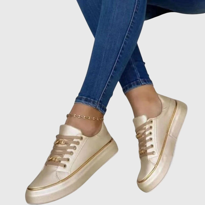 Dame Fløjlssneakers Med Platform – Dekorative Snørede Sneakers Til Forårets Byoutfits