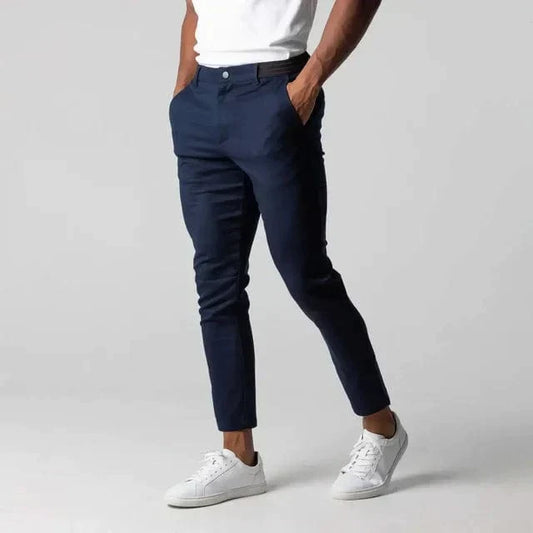Męskie spodnie chino slim fit – klasyczny fason do biura, na co dzień, czas wolny i w stylu smart casual