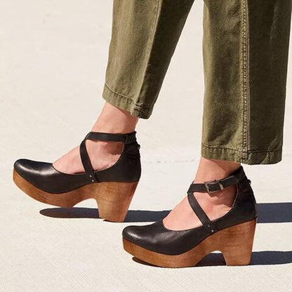 Dame Vintage Wedgesko Med Lukket Tå Og Ankelrem – Elegante Sko Med Krydsremme Til Smart Casual-stil Og Festlige Anledninger