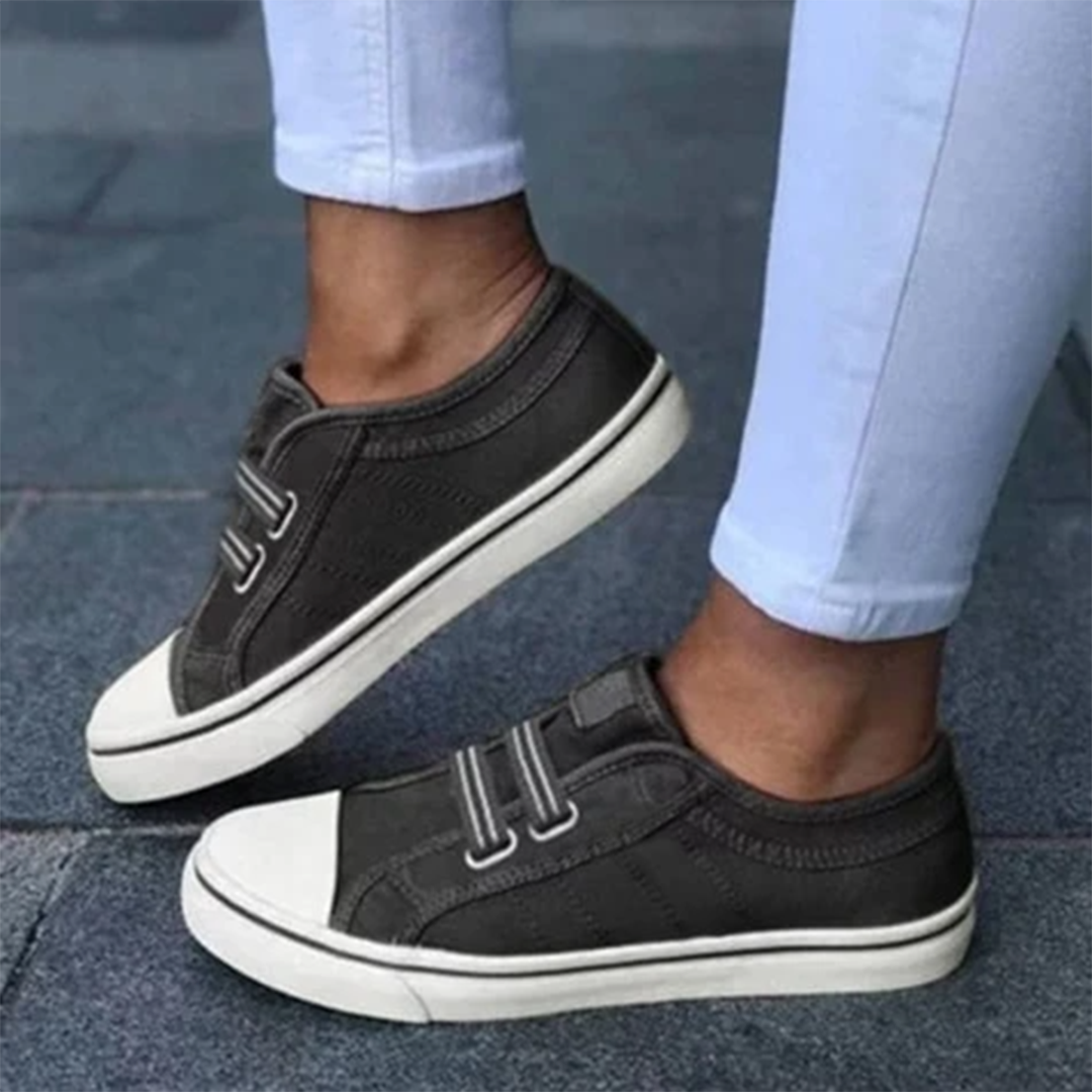 Dame Lave Sneakers Med Dobbelte Velcrostropper – Afslappede Sko I Canvaslook Med Kontrastfarvet Tåkappe Til Hverdagsbrug