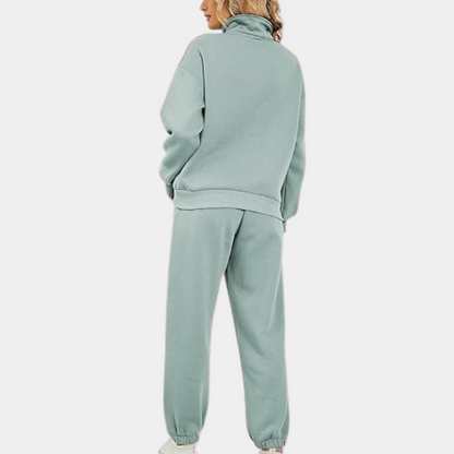 Women's Casual Tracksuit with Zip-Up Top and Joggers – Stylish 2-Piece Set for Leisure, Everyday Wear, and Relaxation