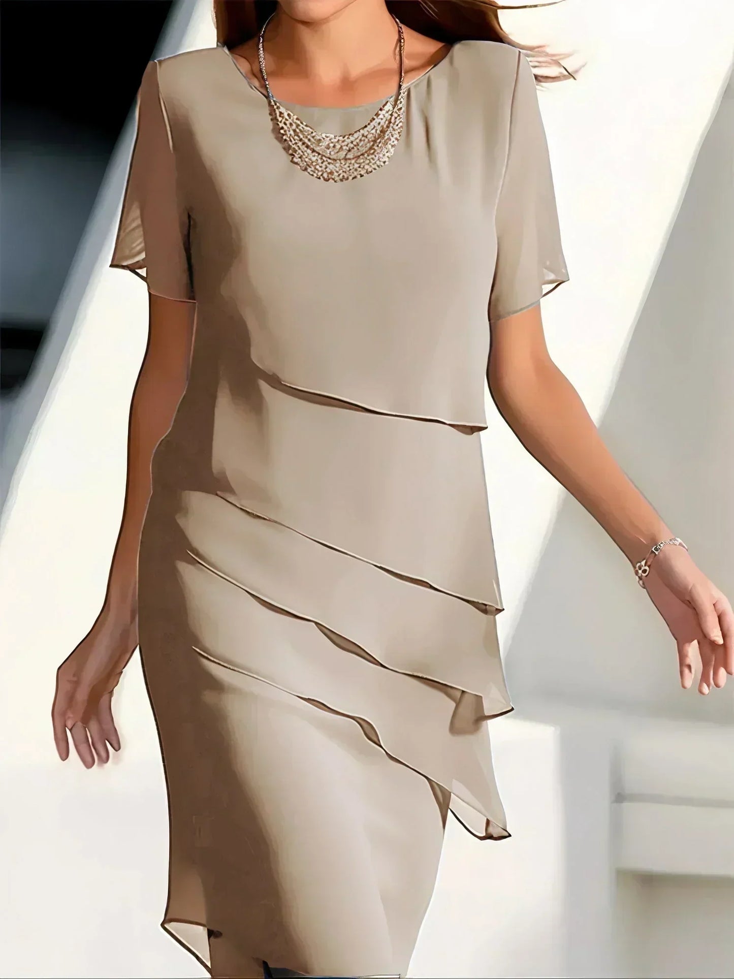 Dame Lagdelt Chiffon Midi Kjole Til Elegante Anledninger