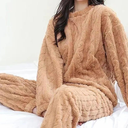 Women's 2-Piece Cable-Knit Lounge Set with Long Sleeves - Soft and Warm Set with Pants for Winter, Everyday Wear, and Relaxation