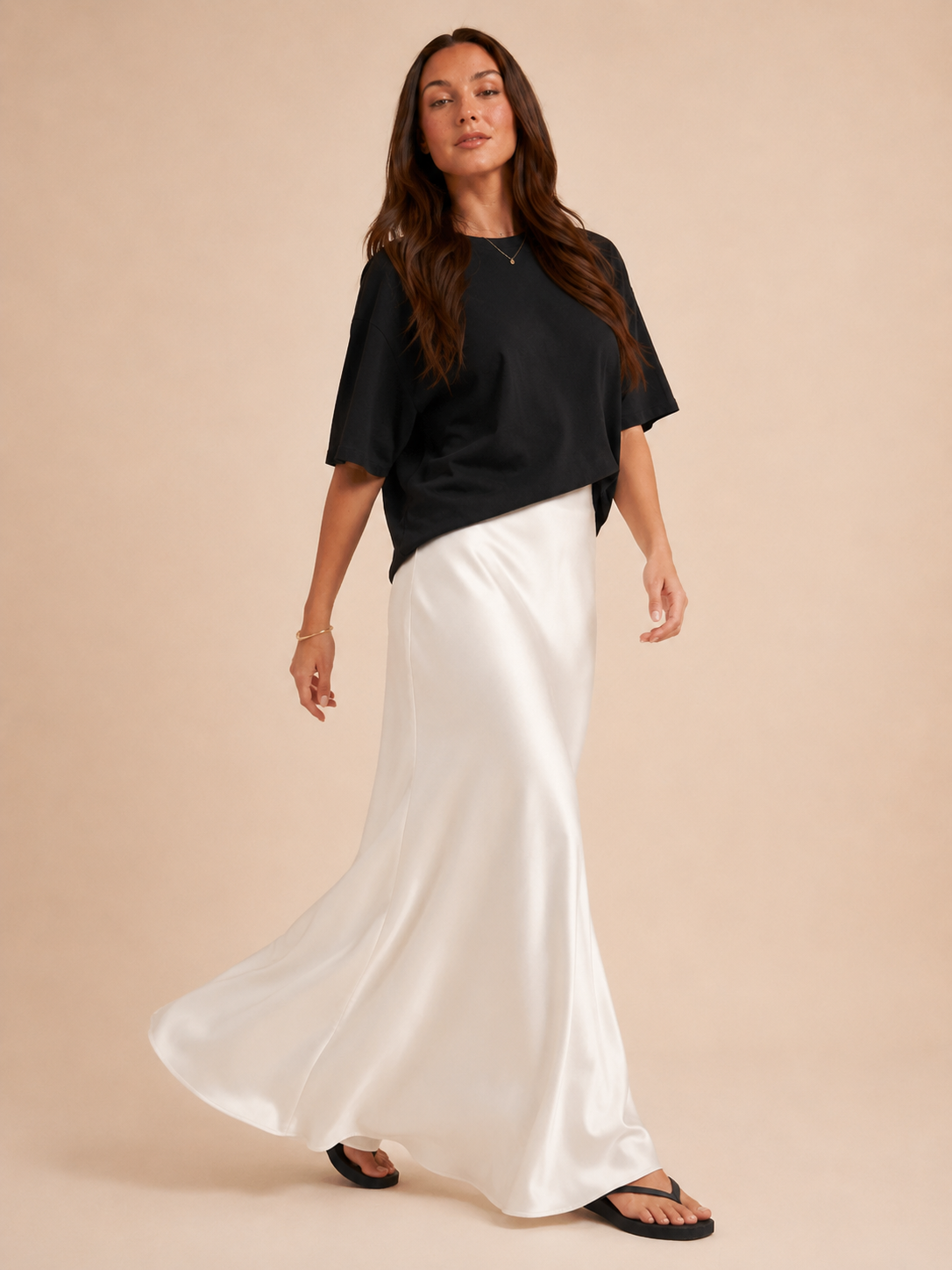 Falda larga de satén para mujer, de cintura alta y línea A, con brillo suave - falda elegante y fluida para cenas, fiestas y ocasiones especiales