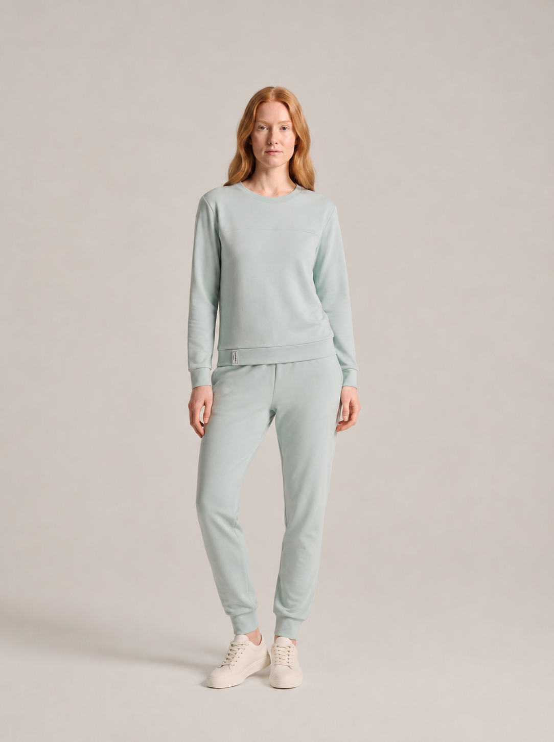 Conjunto térmico de mujer para estar en casa, con sudadera de manga larga y joggers con forro polar - Conjunto cálido y cómodo para los días fríos, para llevar a capas y relajarse en casa