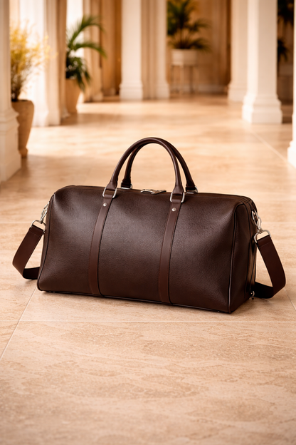 Men’s Leather Travel Bag – Spacious Weekender Bag for Travel, Work, Leisure, and Smart-Casual Style