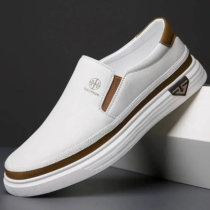 Men's Leather Slip-On Sneakers with a Lightweight Design – Stylish Everyday Shoes for Leisure, Walking, and Smart-Casual Outfits