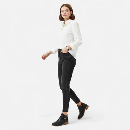 Damskie botki z ostrym noskiem i klamrą – eleganckie obuwie na jesień, zimę, co dzień i w stylu smart casual