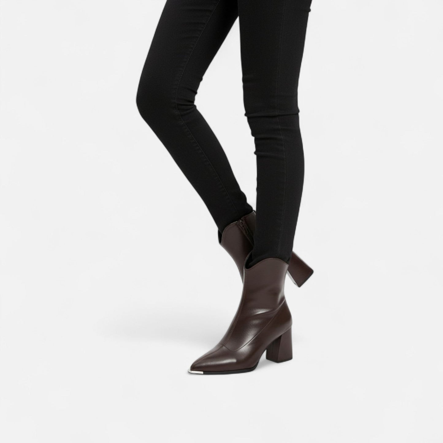 Give me leather Chelsea boots with a pointed toe – elegant design for everyday wear, the office, autumn, and smart-casual outfits