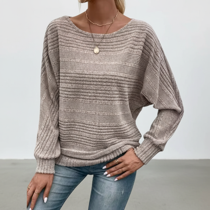 Dame Sweater Med Flagermusærmer Og Tekstureret Stribestrik