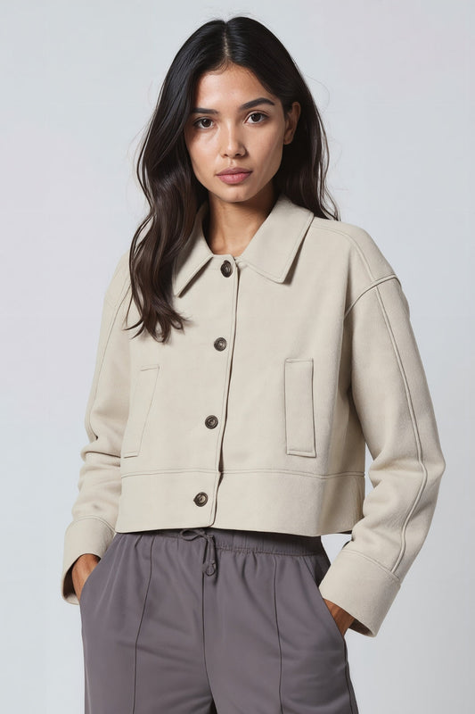 Women's Short Tailored Blazer - Elegant Fall Jacket for the Office, Everyday Wear, Leisure and Smart Casual Style