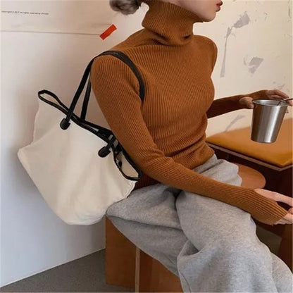 Jersey de cuello alto de punto acanalado para mujer, elástico y de corte entallado - Prenda suave de punto para otoño, invierno, el día a día y un estilo casual elegante