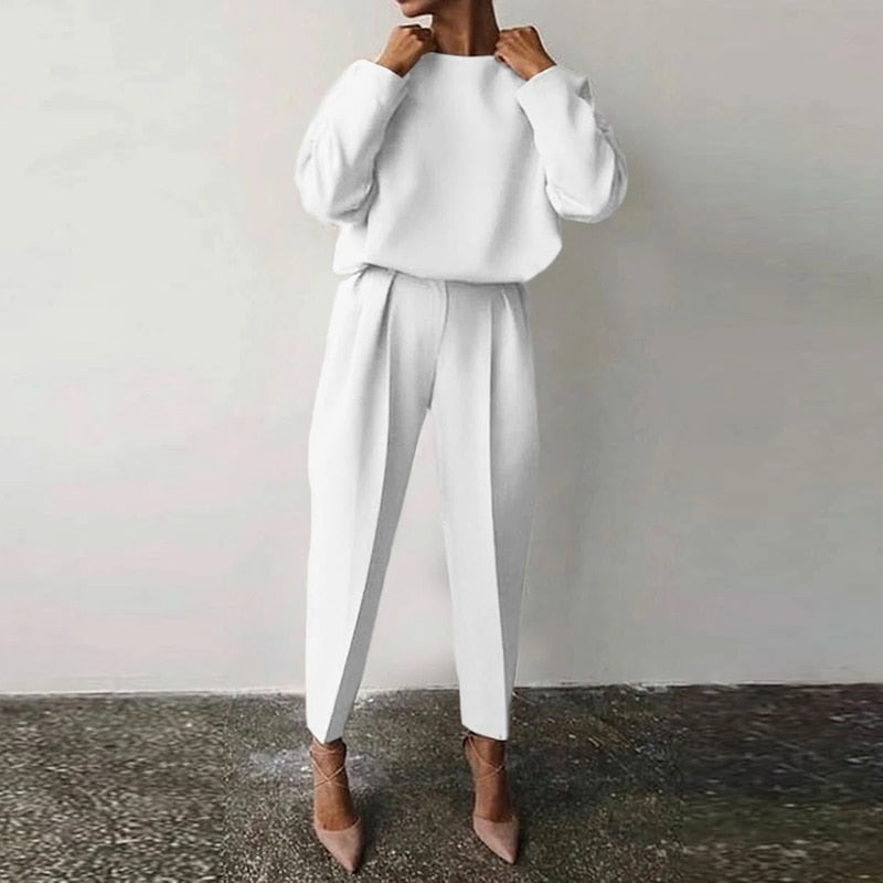 Dámský elegantní dvoudílný kostým s blejzrem a kalhotami – univerzální outfit do kanceláře, na každý den, volný čas i ve stylu smart casual