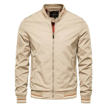 Lehká pánská bomberová bunda s pruhovanými žebrovanými lemy a zipem – stylová bunda na podzim, každodenní nošení, volný čas a smart casual styl