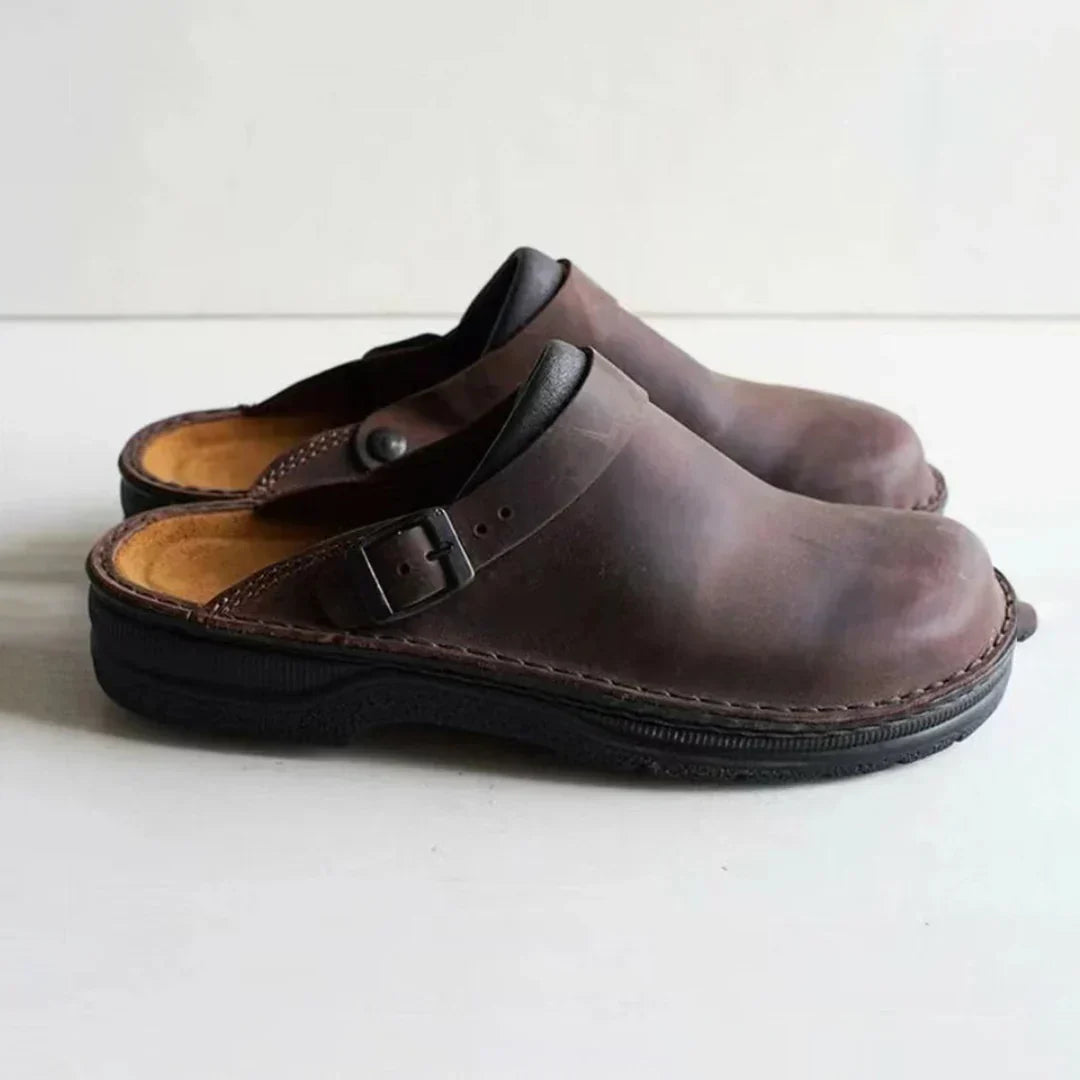 Herre Slippers I Kunstlæder Med Spænderem – Klassiske Clogs Til Hjemmet, Fritid, Hverdagsbrug Og Afslappet Stil