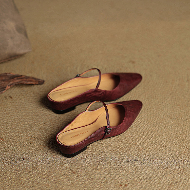 Women's Flat Mules with Pointed Toe and Strap Details – Slip-on Shoes for Everyday Wear, the Office, and Special Occasions