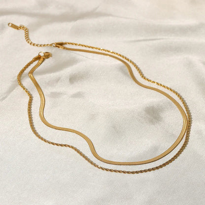 Collar en capas para mujer con doble cadena chapada en oro de acero inoxidable y texturas combinadas - joya elegante para uso diario, fiestas y looks de noche
