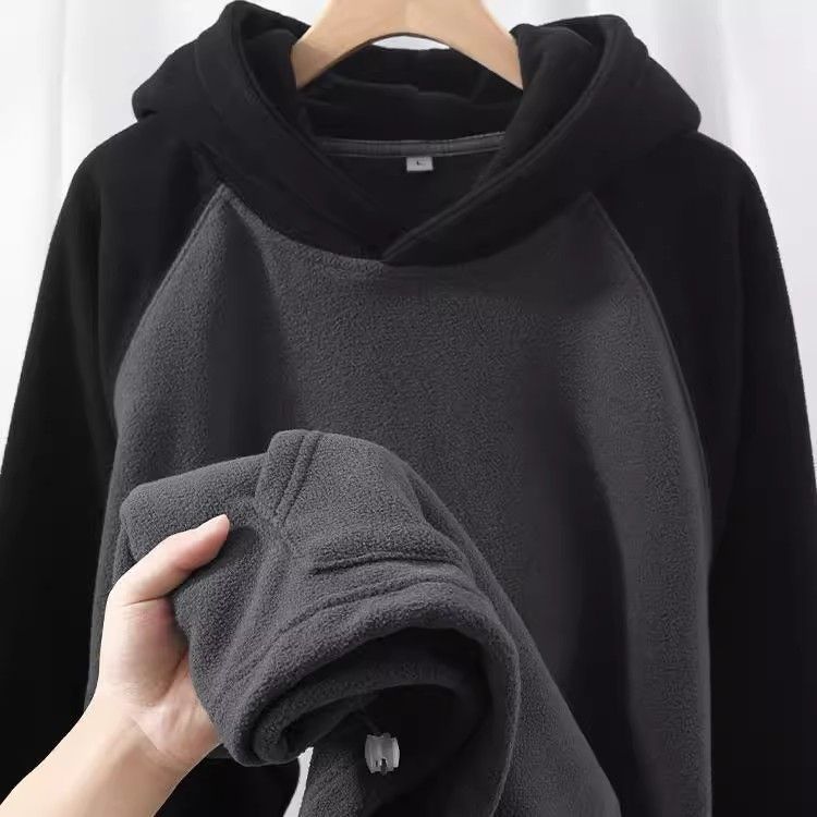 Pánská oversize zimní bunda s kapucí - teplé svrchní oblečení na chladné dny, každodenní nošení, volný čas a venkovní aktivity