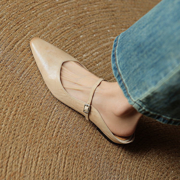 Women's Flat Mules with Pointed Toe and Strap Details – Slip-on Shoes for Everyday Wear, the Office, and Special Occasions