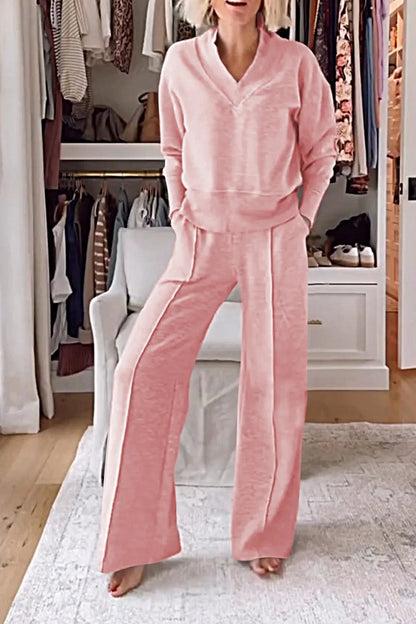 Women's Relaxed 2-Piece Set with V-Neck, Long-Sleeve Pullover and Wide-Leg Pants - Elegant Everyday Set for Leisure, Everyday Wear and Smart Casual Style
