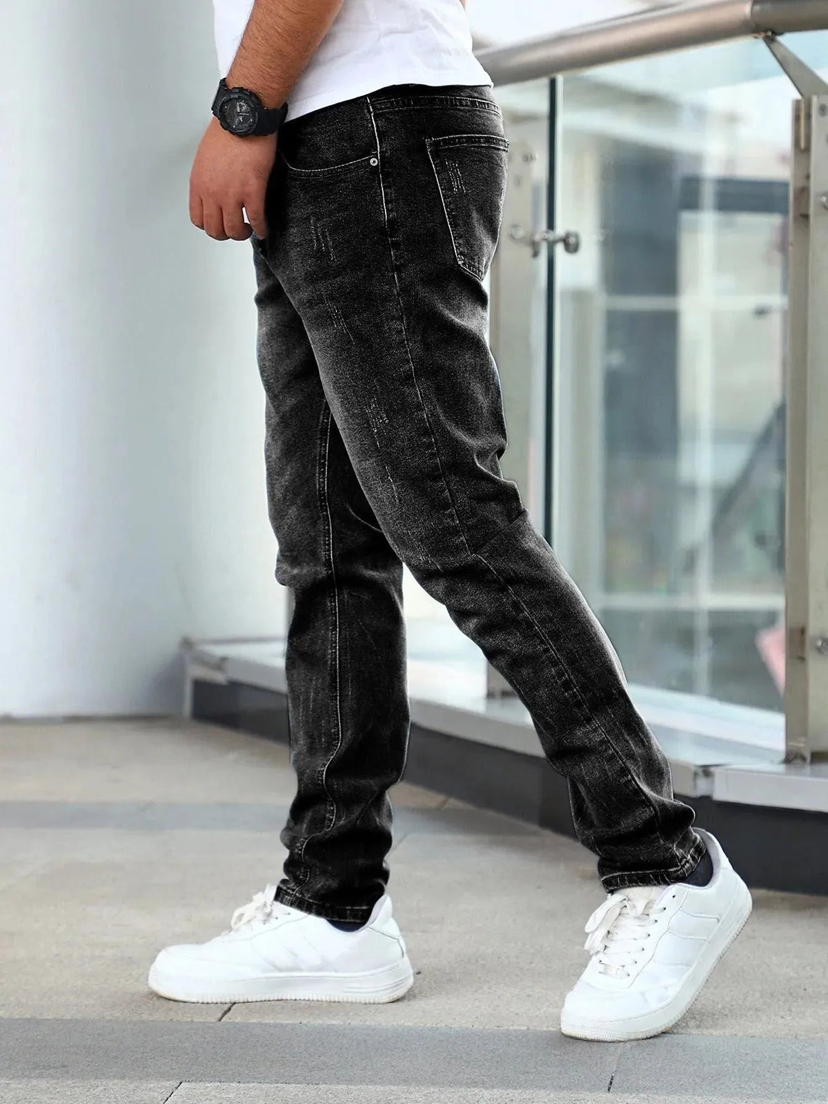 Pánské džíny slim fit z praného strečového denimu s tapered nohavicemi – stylové džíny na každý den, volný čas i casual styl